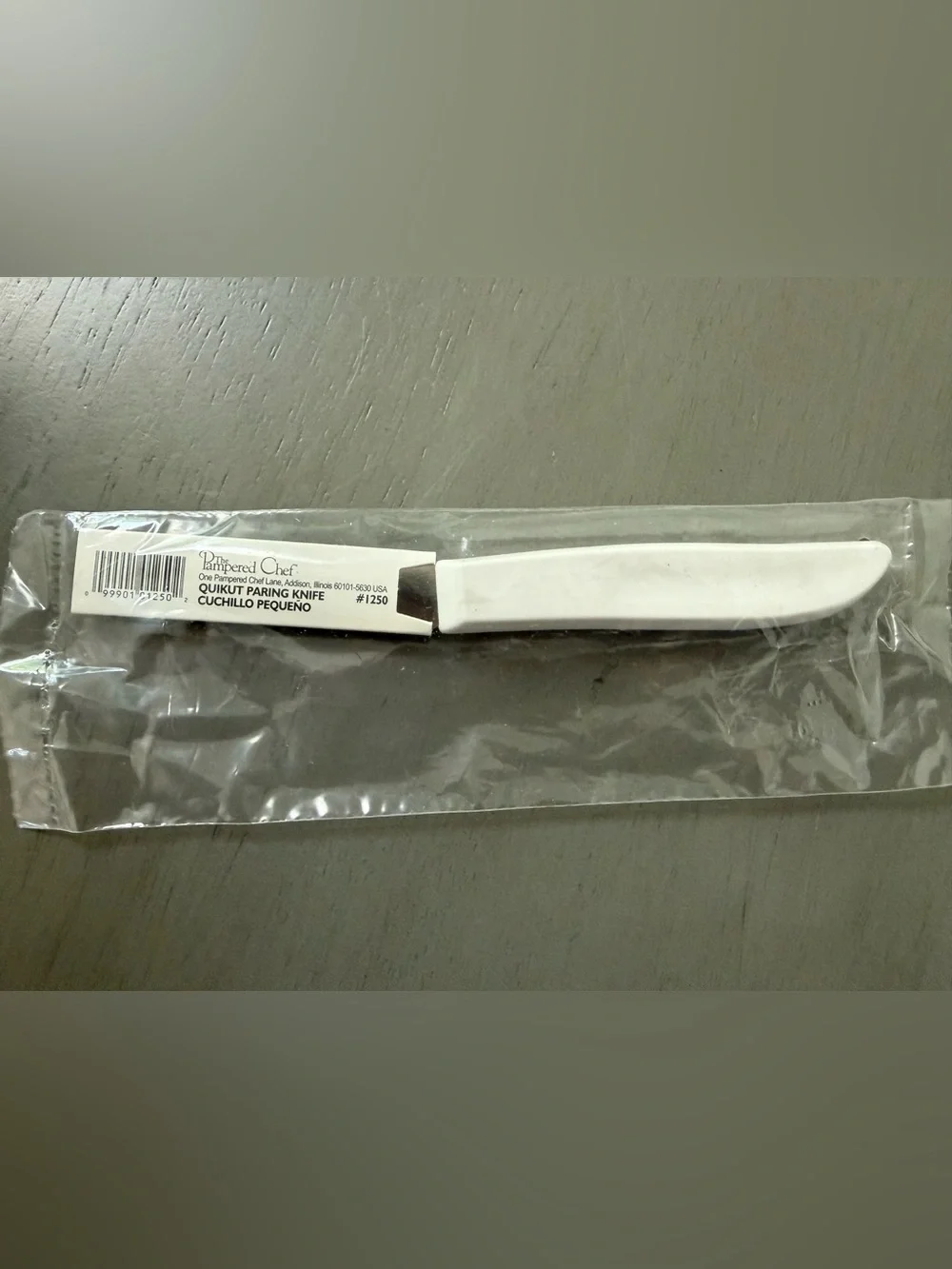 Pampered Chef Quikut Paring Knife White Handle 2.5